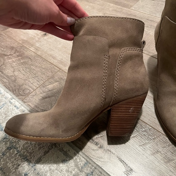 Nine West booties - Picture 6 of 7